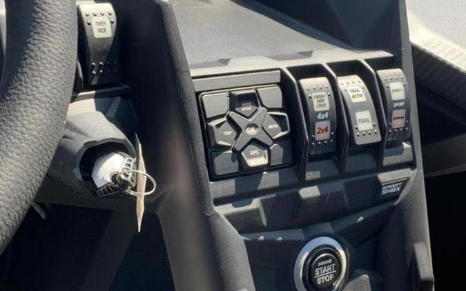 2026 Can-Am® Maverick X3 MAX X ds Turbo RR Triple Black_4.5 in