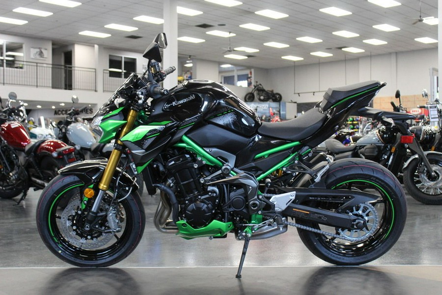 2024 Kawasaki Z900 SE ABS