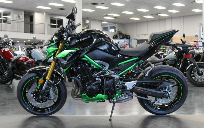 2024 Kawasaki Z900 SE ABS