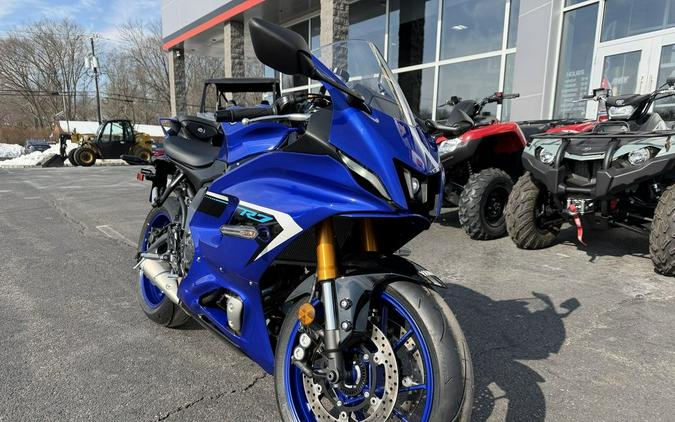 2025 Yamaha YZF-R7