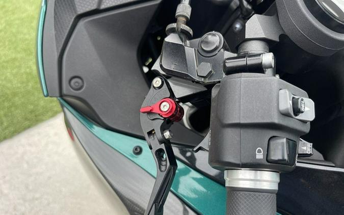 2021 Kawasaki Ninja ZX-6R ABS