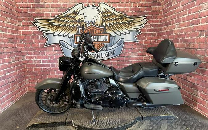 2018 Harley-Davidson® FLHRXS - Road King® Special