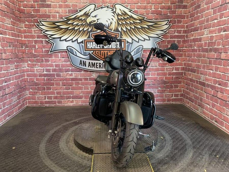 2018 Harley-Davidson® FLHRXS - Road King® Special