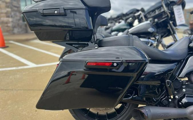 2018 Harley-Davidson® FLTRXS - Road Glide® Special