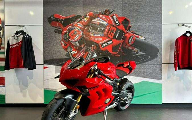 2022 Ducati Panigale V4 S Ducati Red