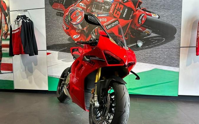 2022 Ducati Panigale V4 S Ducati Red