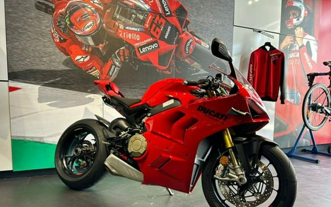 2022 Ducati Panigale V4 S Ducati Red