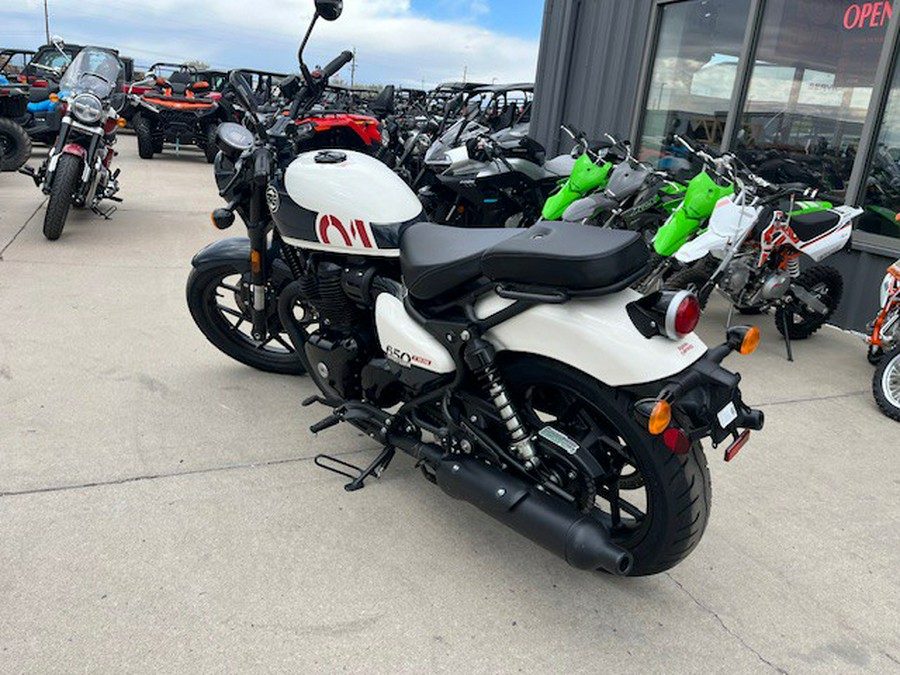 2024 Royal Enfield Shotgun 650 Stencil White