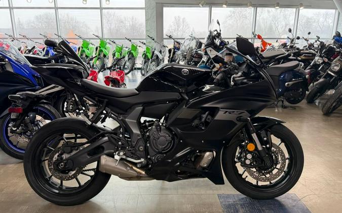 2025 Yamaha YZF R7