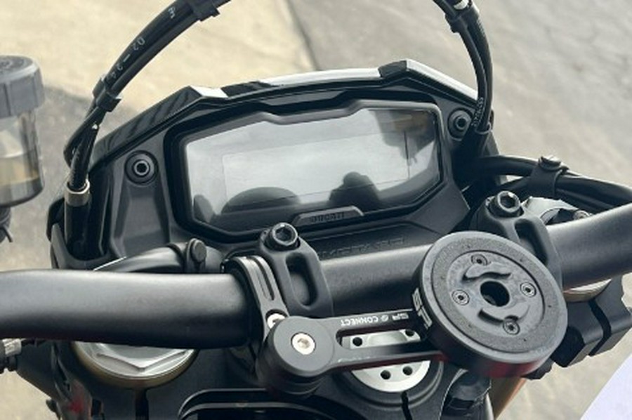 2025 Ducati Hypermotard 698 Mono RVE