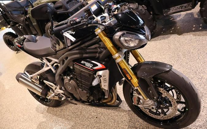 2022 Triumph Speed Triple 1200 RS Sapphire Black