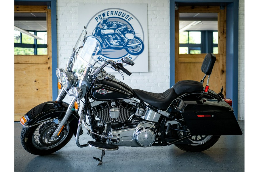 2015 Harley-Davidson® FLSTC Heritage Softail® Classic