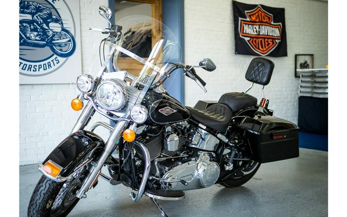 2015 Harley-Davidson® FLSTC Heritage Softail® Classic