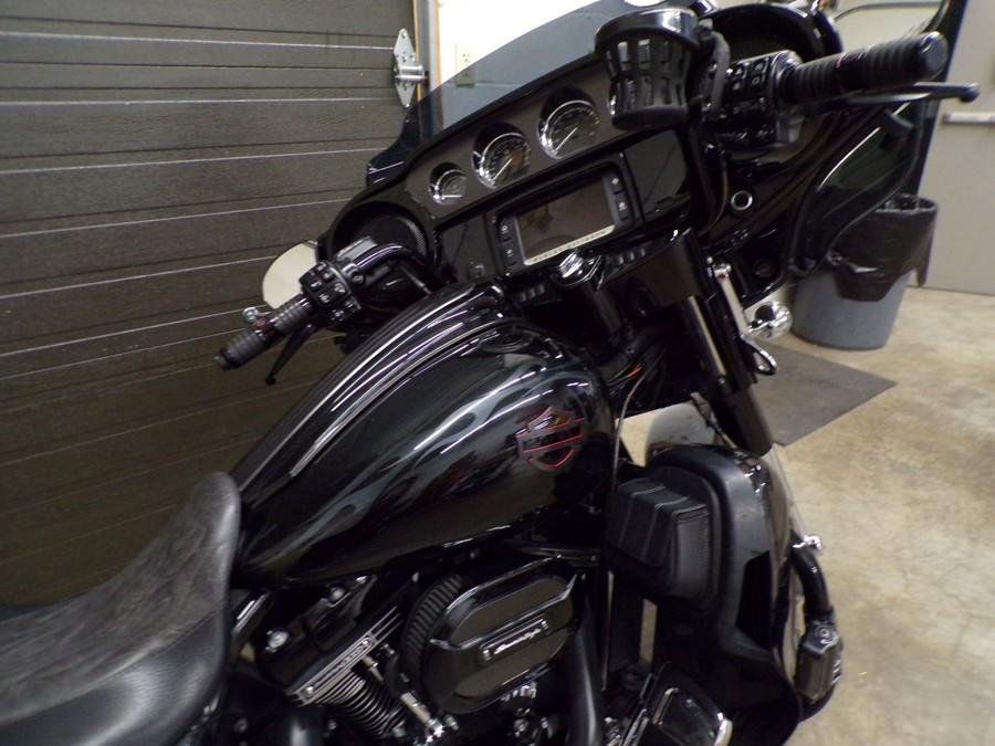 2016 Harley-Davidson CVO STREET GLIDE