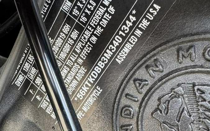 2021 Indian Motorcycle® Roadmaster® Dark Horse® Thunder Black Smoke