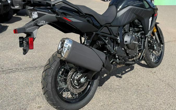 2025 Suzuki V-Strom 800DE