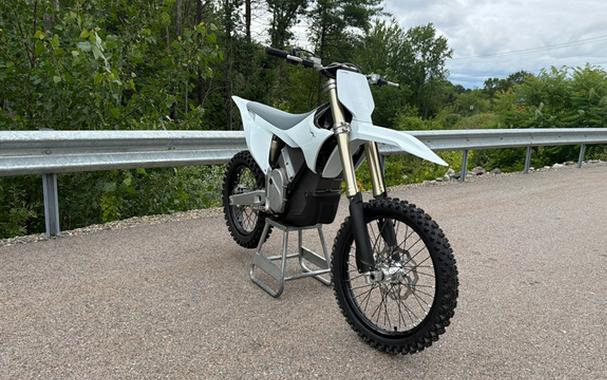 2025 Stark Future Varg MX Alpha 80 HP