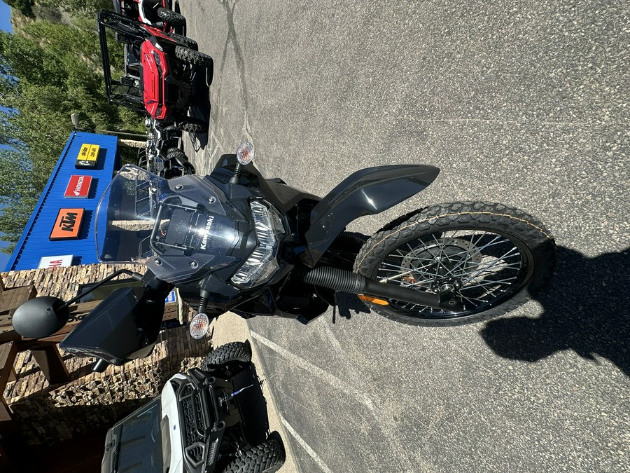 2026 Kawasaki KLR 650 S Pearl Crystal White/Metallic Carbon Gray - KM2667