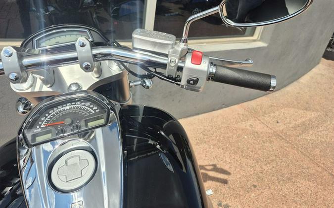 2025 Suzuki Boulevard M109R