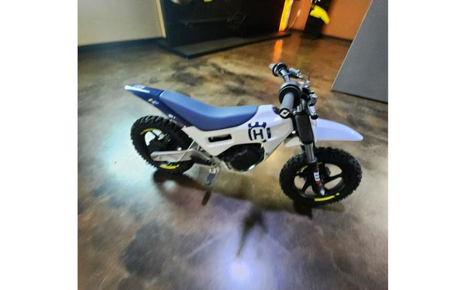 2024 Husqvarna Motorcycles EE 2