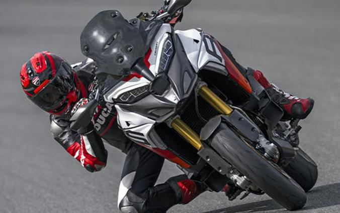 2024 Ducati Multistrada V4 RS