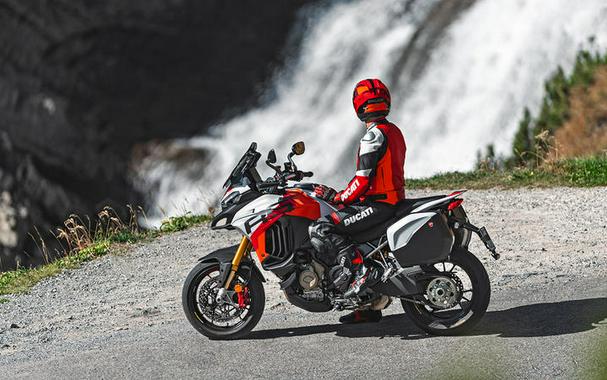 2024 Ducati Multistrada V4 RS