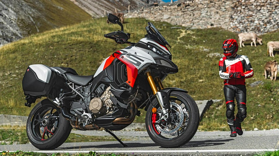 2024 Ducati Multistrada V4 RS