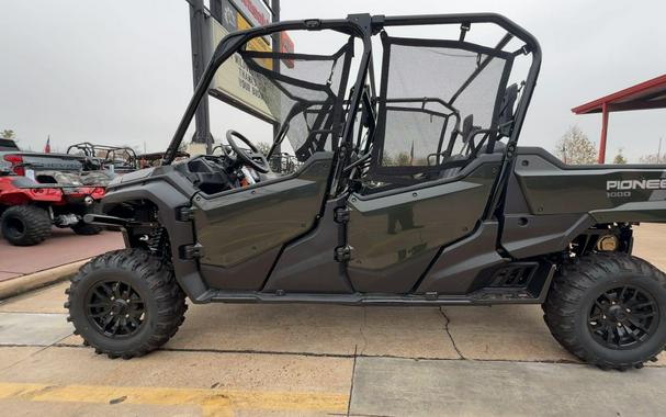 2025 Honda PIONEER 1000-6 DLX CREW