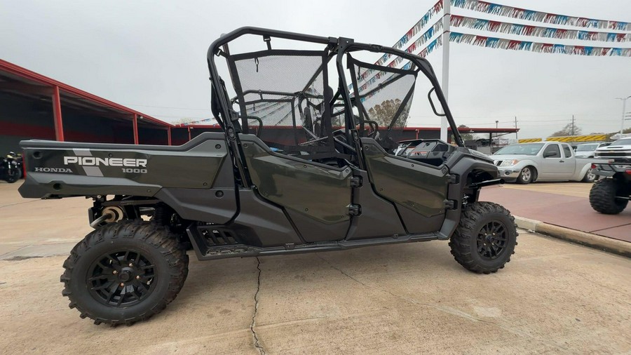 2025 Honda PIONEER 1000-6 DLX CREW