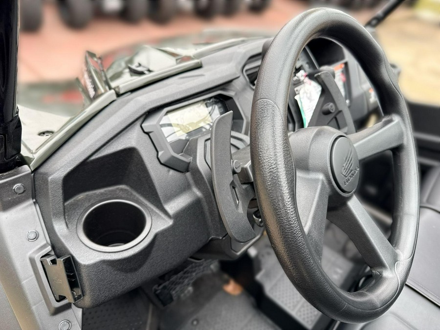 2025 Honda PIONEER 1000-6 DLX CREW