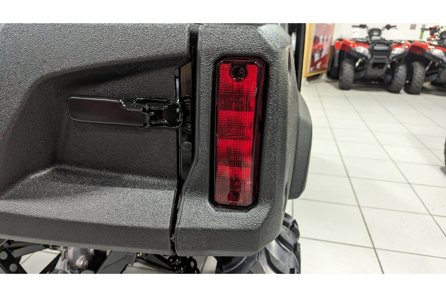 2026 Honda Pioneer 700 Forest