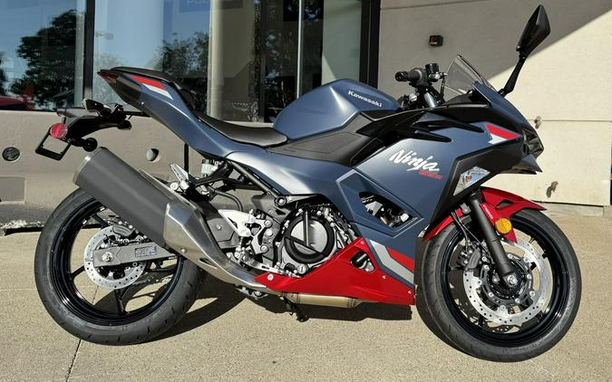 2026 Kawasaki Ninja® 500 ABS Metallic Matte Twilight Blue