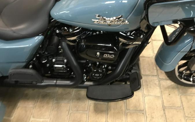 2024 Harley-Davidson® Road Glide® 3 Sharkskin Blue - Black Finish