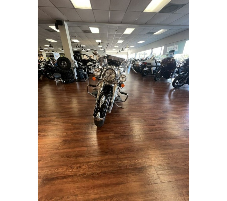 2019 Indian Motorcycle® Springfield® Thunder Black