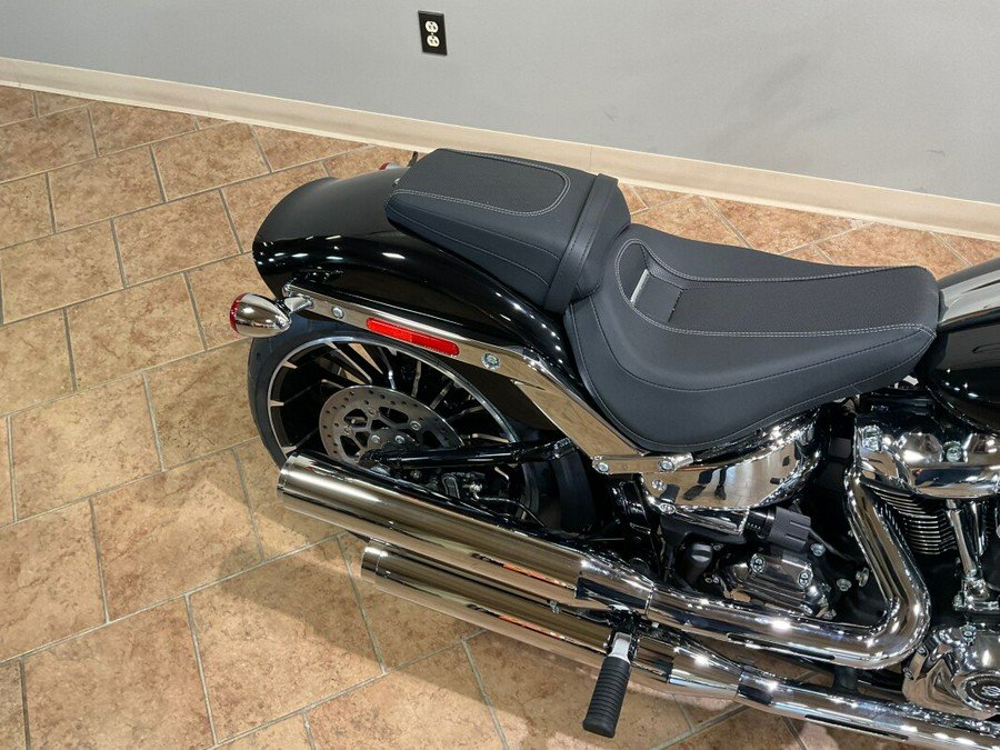 2024 Harley-Davidson Breakout 117 Vivid Black FXBR