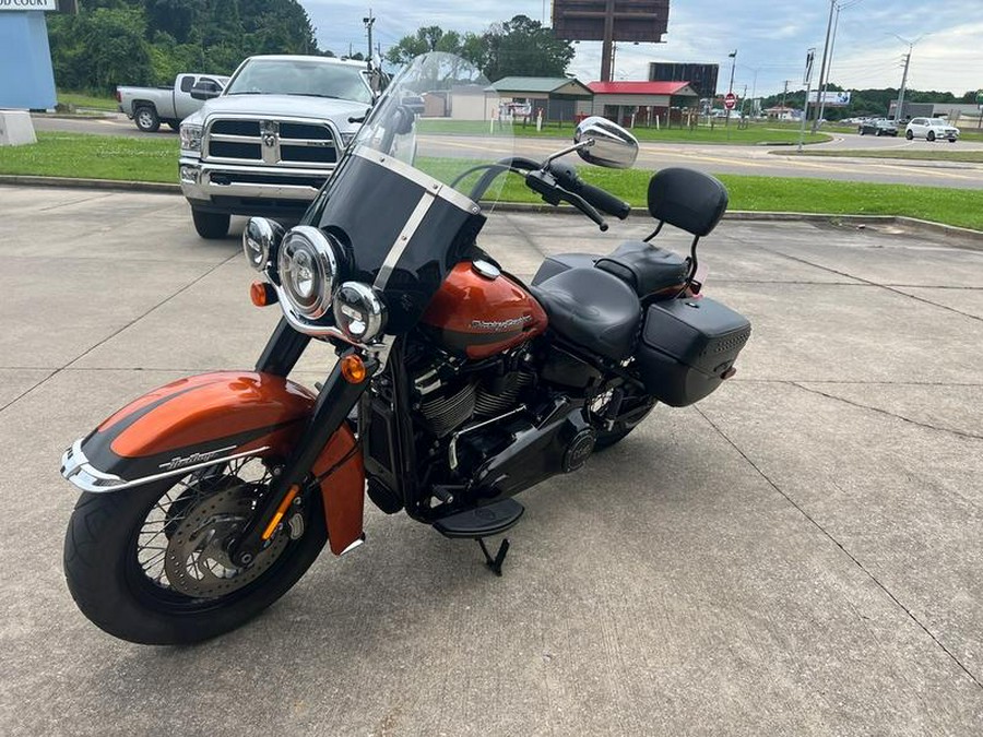 2020 Harley-Davidson® FLHCS - Heritage Classic 114