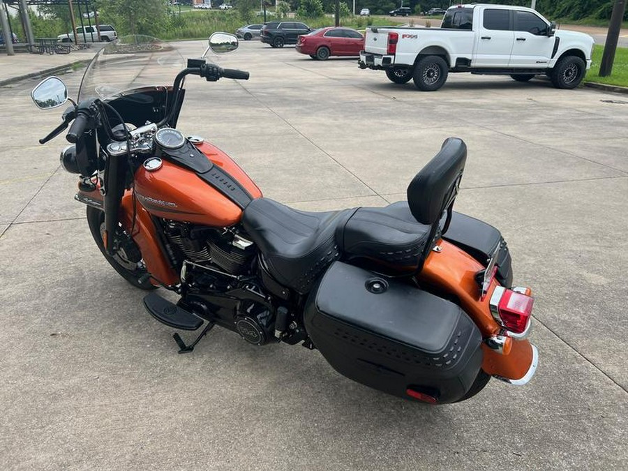 2020 Harley-Davidson® FLHCS - Heritage Classic 114