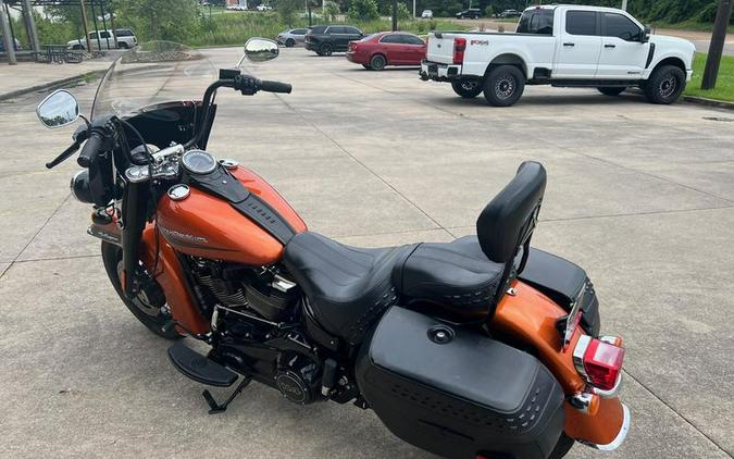 2020 Harley-Davidson® FLHCS - Heritage Classic 114