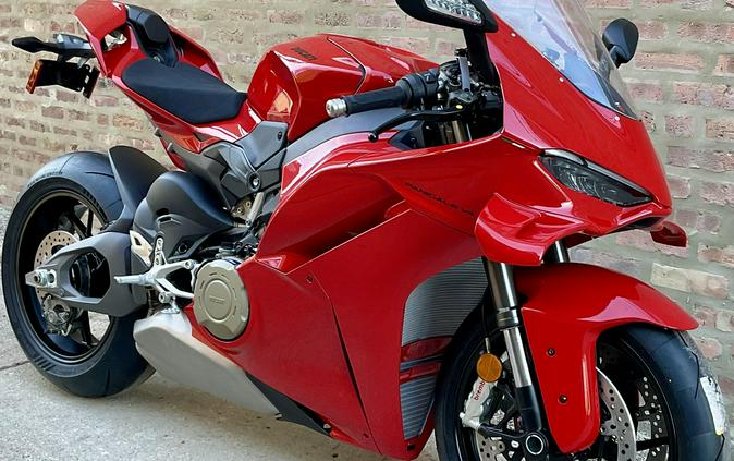 2025 Ducati Panigale V4