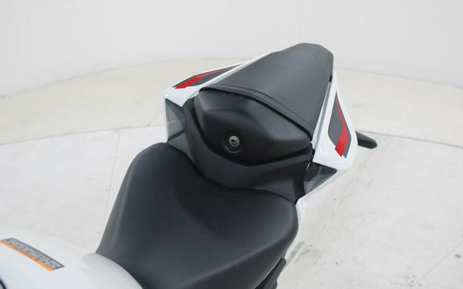 2026 Yamaha YZF-R3 70th Anniversary Edition R3