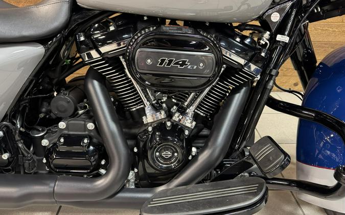 2023 Harley-Davidson® Street Glide® Special Bright Billiard Blue/Billiard Gray - Black Finish FLHXS