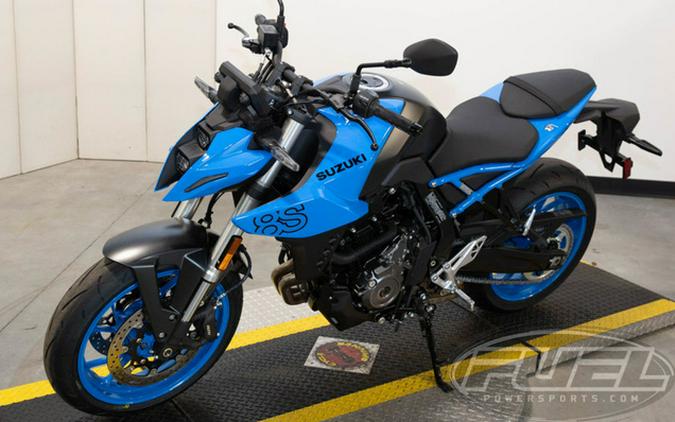 2023 Suzuki GSX 8S