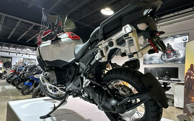 2025 BMW R 1300 GS Adventure Racing Red
