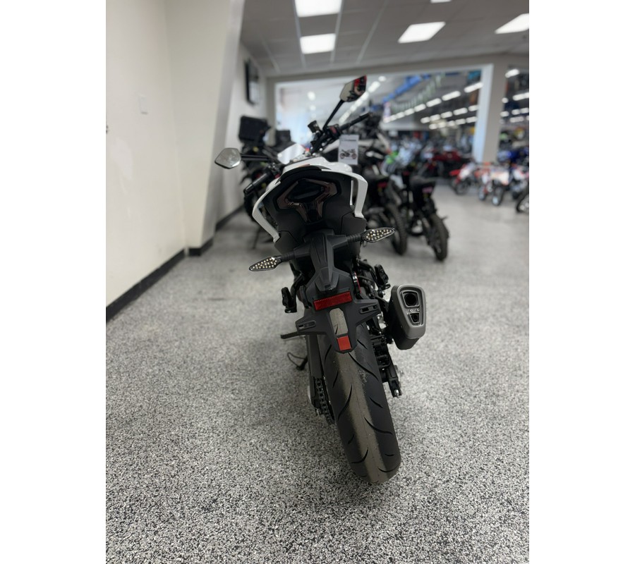 2025 CFMOTO 450NK - C1381