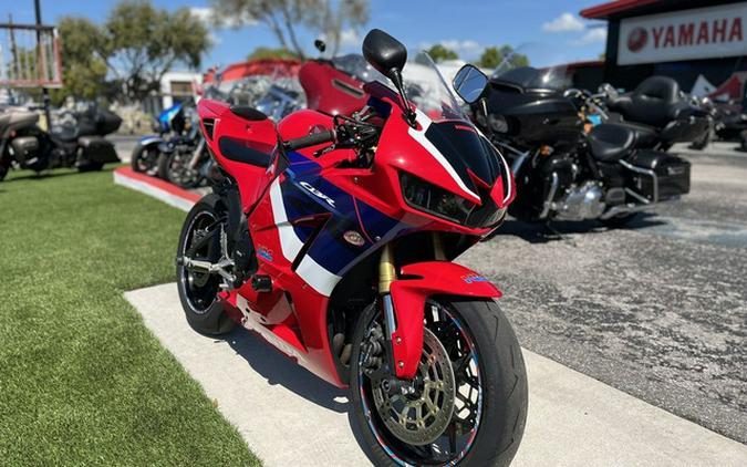 2024 Honda CBR600RR Base