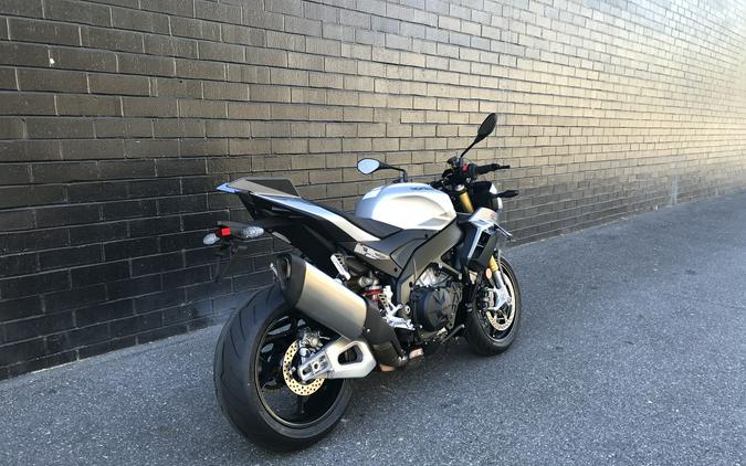 2027 Aprilia Tuono V4 1100