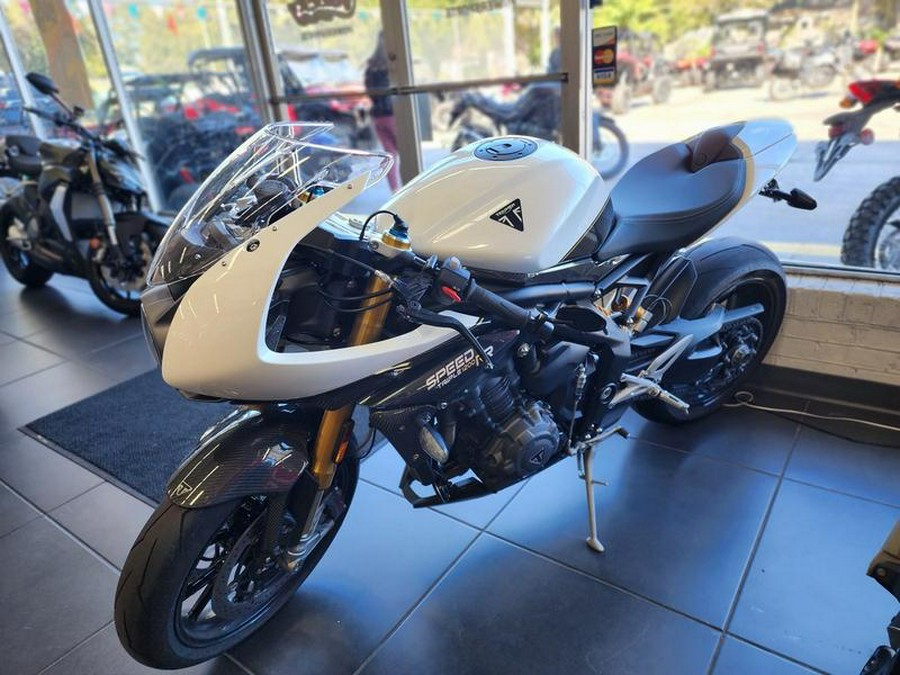 2022 Triumph Speed Triple 1200 RR Crystal White Storm Grey