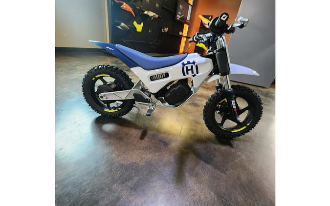 2024 Husqvarna Motorcycles EE 2