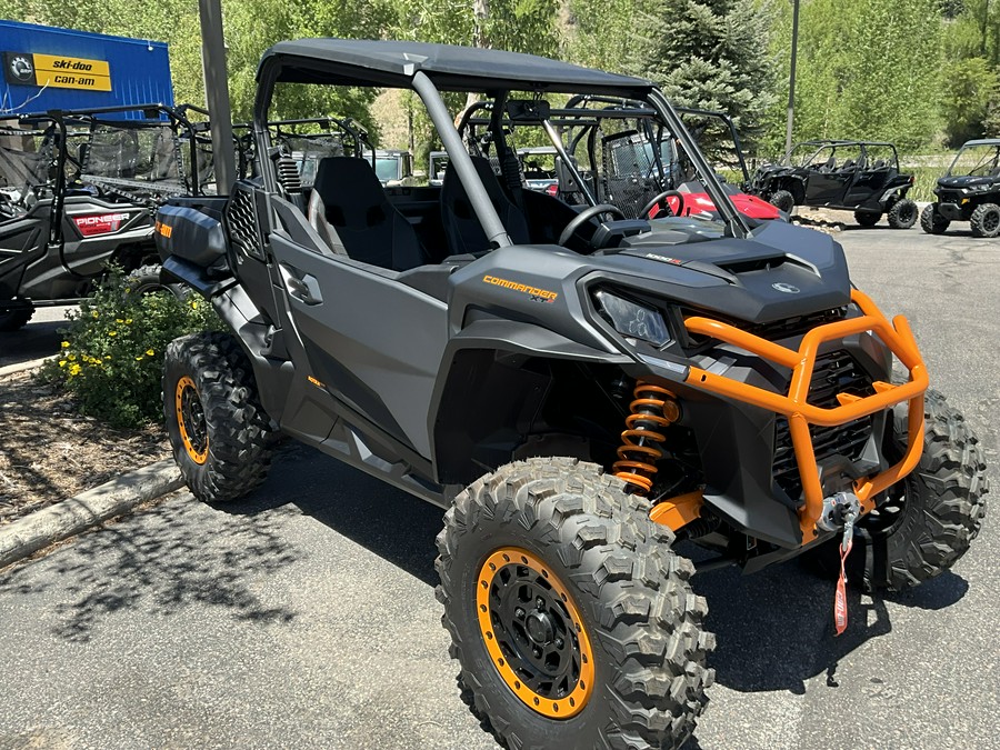 2026 Can-Am Commander XT-P 1000R Mineral Grey - BU2664