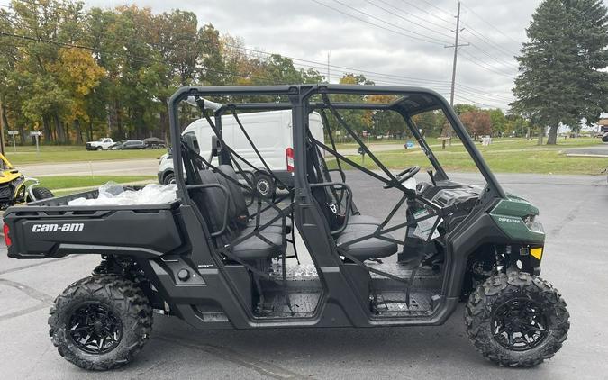 2023 Can-Am® Defender MAX DPS HD7 Tundra Green